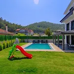 Detached With Private Pool In Inlice, Gocek فتحية