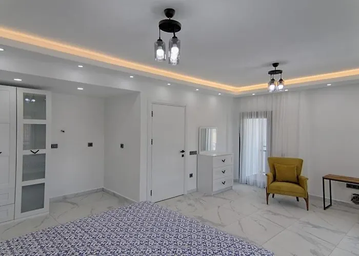 Detached With Private Pool In Inlice, Gocek 费特希耶